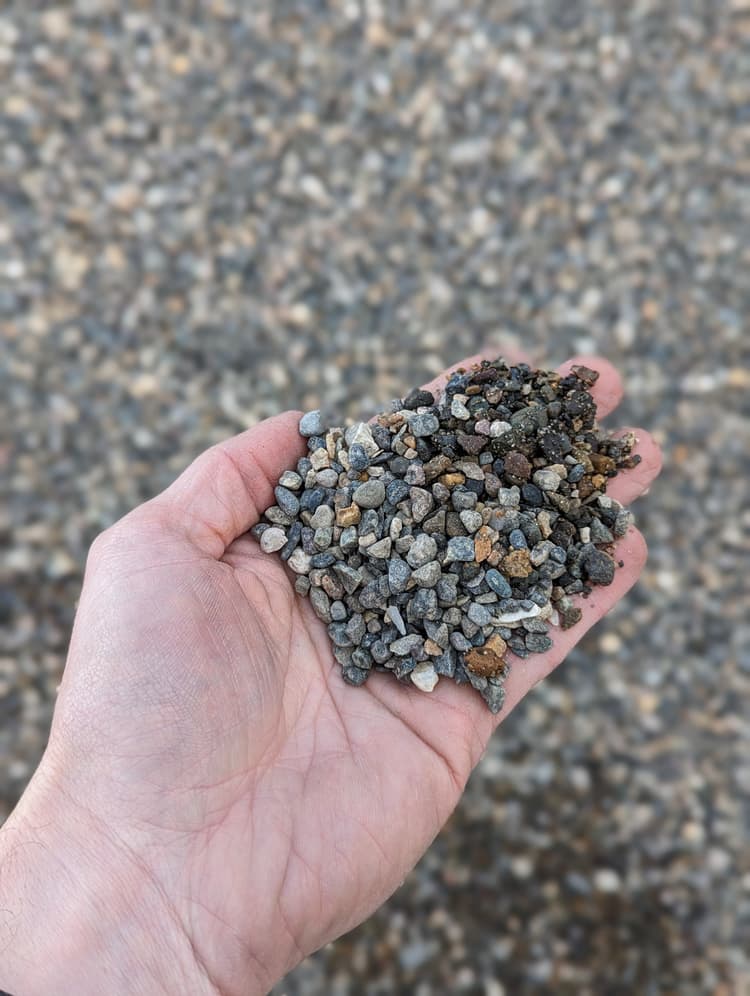 Pea Gravel - 5/16" Fractured — Up close