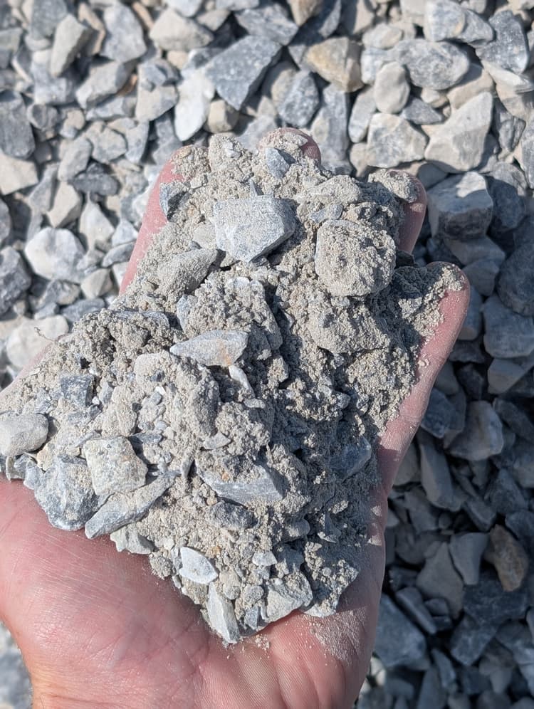 Limestone Driveway Gravel 3/4" Minus — Up close