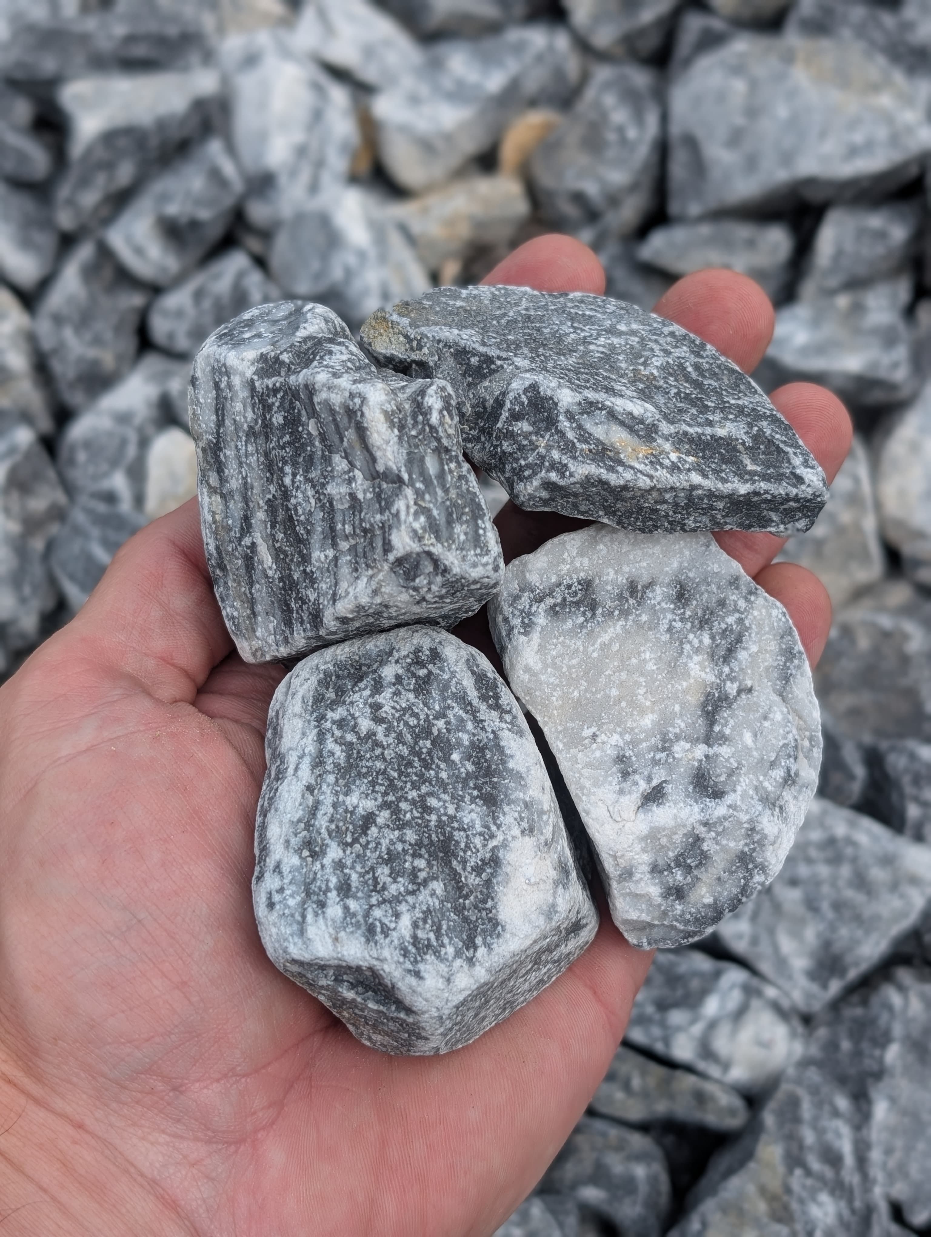Limestone Landscape Rock 2½"